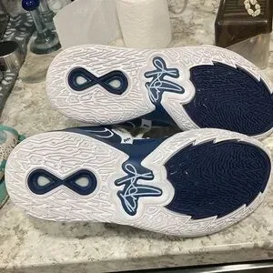 Nike Kyrie infinity navy basketball sneakers men’s 10.5 DO9616-400 2022Neverworn Nike Kyrie Infinity TB Midnight Navy 2022 - DO9616-400 | eBay main image 3